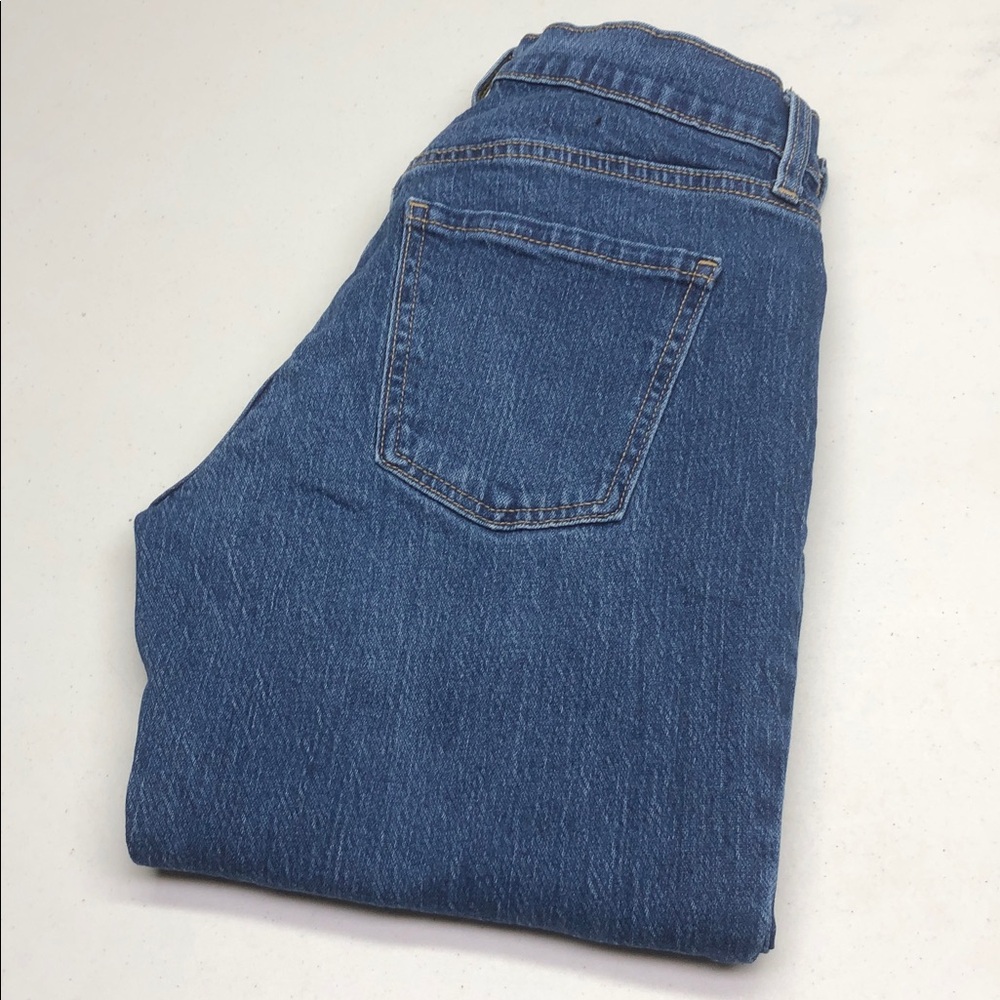 OLD NAVY MID-RISE WOW BOYFRIEND JEANS 4/27x28 ⚓️